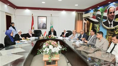 محافظ الجيزة يتابع انتظام امتحانات الثانوية العامة ويشدد على تأمين اللجان 