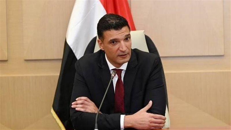 وزير الصناعة