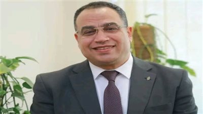 رئيس جامعة العريش يؤكد ضرورة توفير كافة سبل الدعم اللازمة لتطوير مزارع الجامعة