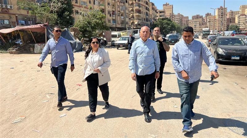 محافظ القاهرة خلال