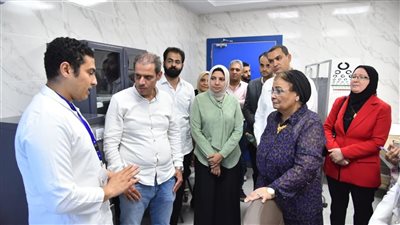 نائب وزير الصحة من البحيرة: تطوير الرعاية الأولية وصحة الأم والطفل أولوية