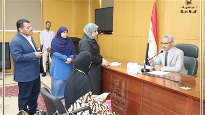 حل الشكاوى وتقديم الدعم للحالات الأولى بالرعاية..لقاء محافظ بني سويف بالمواطنين