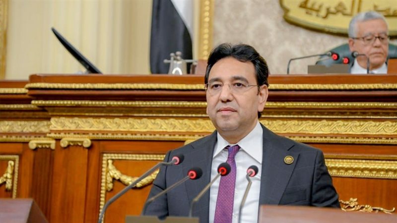 الدكتور أيمن محسب