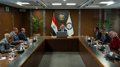 وزير البترول يتابع الإقبال على فرص الاستثمار التعديني بنظام القطاعات المفتوحة