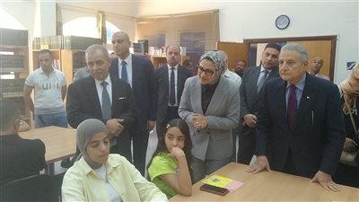 محافظ الوادي الجديد ومدير صندوق مكتبات مصر العامة يبحثان دعم مكتبة الخارجة وإنشاء مكتبة بمدينة الداخلة