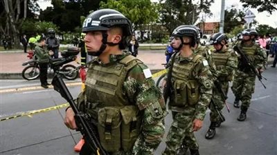إصابة 3 أشخاص إثر هجوم شنه مسلحون على مطار في كولومبيا