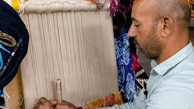 صناعة السجاد اليدوية