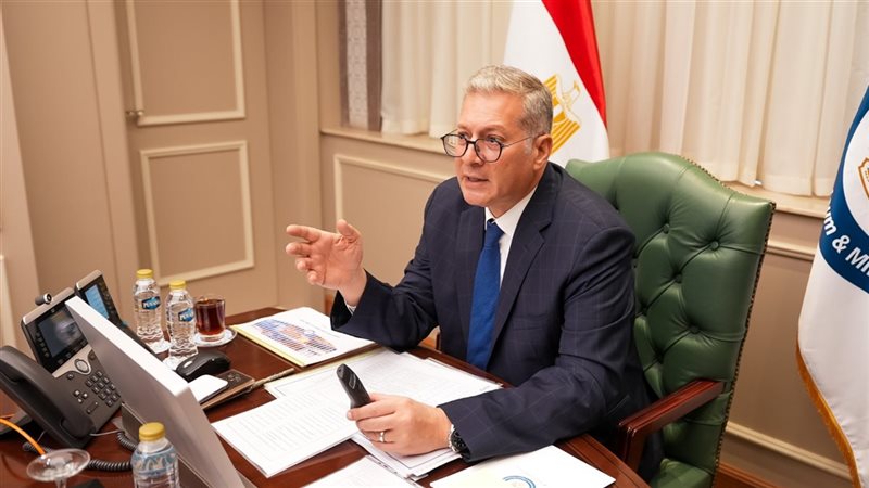 وزير البترول