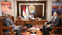 وزير الري يجتمع مع رئيس الهيئة العامة للسد العالي لمتابعة تطوير خزان أسوان 