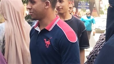 طلاب الشرقية يشيدون بسهولة امتحان الرياضيات البحتة: سؤال واحد احتاج إلى تفكير