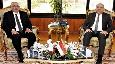 وزير الطيران المدني يستقبل مدير عام المنظمة العربية للطيران المدني لبحث آفاق التعاون المشترك بين الجانبين