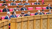 موقف طريف بالبرلمان.. رضا عبد السلام يفاجأ باختفاء أوراق تعديلاته على قانون جهاز مستقبل مصر 
