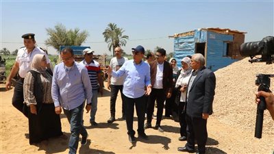 محافظ المنيا يضبط تعديات على أراضٍ زراعية ويوجه بحظر التشوينات