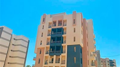الإسكان تتابع تنفيذ مشروع ديارنا بـ185 عمارة سكنية في أربع مدن جديدة