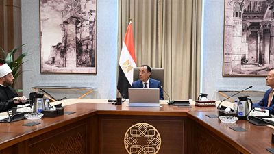 مدبولي يتابع مشروع إحياء قرافة السيوطي لتحويلها إلى مقصد ثقافي وسياحي عالمي