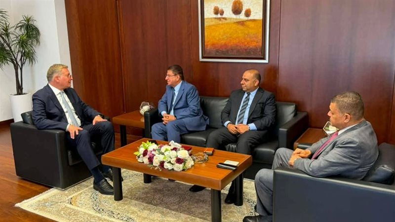 وزير البترول والرئيس