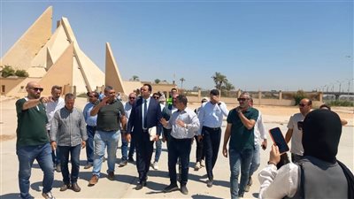  لجنة من قطاع المشروعات بمجلس الوزراء تتفقد المتحف الآتوني بالمنيا