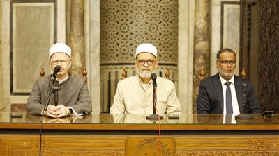 ملتقى الجامع الأزهر للقضايا المعاصرة: الحفاظ على البيئة عبادة شرعية وأمانة استخلف الله الإنسان عليها