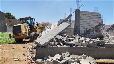 إزالة 24 حالة تعد على أراضي أملاك الدولة والأراضي الزراعية بأسيوط