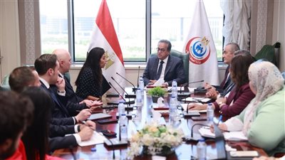 وزير الصحة يبحث تنفيذ المدينة الطبية بالتعاون مع القطاع الخاص والبنك الأوروبي