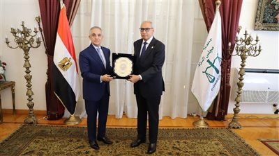 رئيس مجلس الدولة يستقبل وزير العدل لتقديم التهنئة 