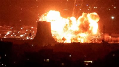 القيادة المركزية الأمريكية: موجة ضربات جديدة تستهدف مواقع إيرانية تهدد الملاحة في مضيق هرمز