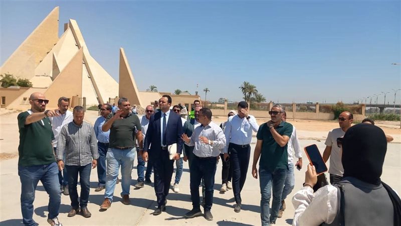 تفقد المتحف الأتوني