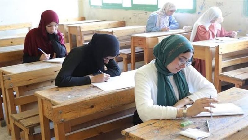داخل لجنة امتحان