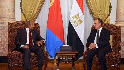 وزير الخارجية يستقبل نظيره الإريتري لتعزيز الشراكة الاستراتيجية وتنسيق المواقف إزاء القضايا الإقليمية