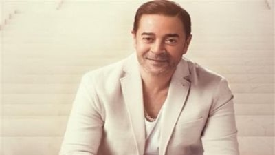 مدحت صالح يحيي حفلاً  غنائياً على مسرح سيد درويش بدار الأوبرا المصرية