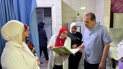 نائب وزير الصحة يحيل مسئولين بمستشفى حميات حلوان للتحقيق بعد رصد مخالفات