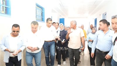 محافظ البحر الأحمر يتفقد المدرسة المصرية اليابانية والمدخل الشمالي بمدينة رأس غارب