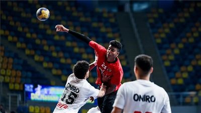 الأهلي يدرس تدعيم صفوفه بمحترفين قبل مونديال أندية اليد 2026