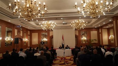 عبد العاطي يلتقي الجالية المصرية بالفلبين ويؤكد تطوير الخدمات القنصلية
