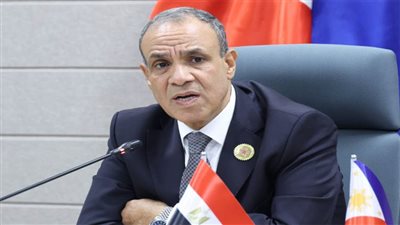 خلال زيارته للعاصمة مانيلا.. وزير الخارجية يلتقي رئيس جمهورية الفلبين