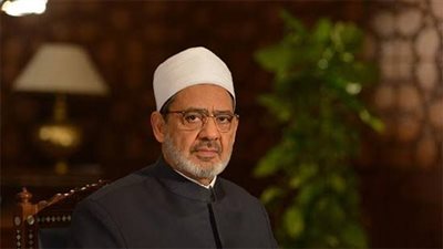 لفئة ذوي البصائر.. شيخ الأزهر يهنئ أوائل الثانوية الأزهرية هاتفيًا 
