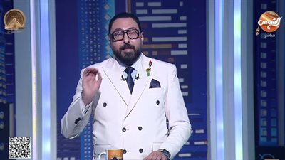 ياسر فضة: عمرو دياب ظاهرة لن تتكرر فى الغناء العربي.. و