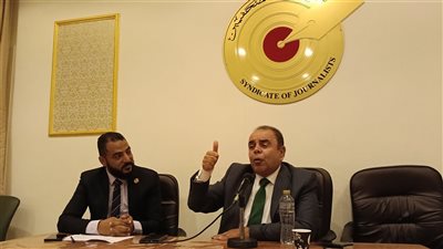 أستاذ طب نفسي: 99% من المرضى النفسيين يتلقون العلاج خارج المستشفيات