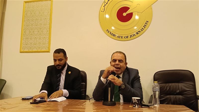 د. هشام رامي خلال