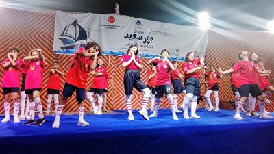 عروض لفرقة أطفال بورسعيد للفنون الشعبية في معرض الكتاب