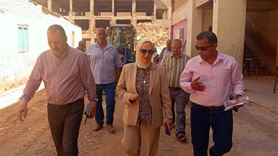 خطوة جديدة نحو مدارس المستقبل.. مدير تعليم القاهرة تتفقد مشروعات الأبنية التعليمية بالبساتين