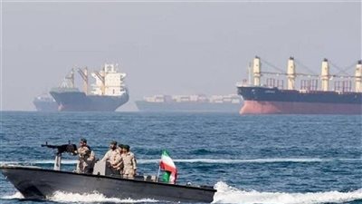 الحرس الثوري الإيراني يعلن استهداف ناقلتي نفط في مضيق هرمز