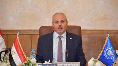 «التطوير المهني» بجامعة قناة السويس يختتم تدريب مهارات التوظيف ويوزع شهادات الاجتياز على المشاركين