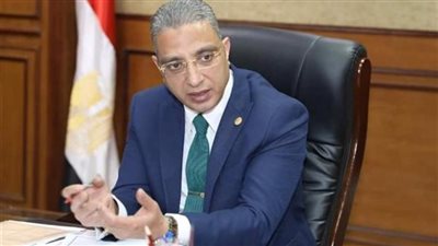 محافظ الجيزة يوجه بسرعة التعامل مع تجمعات القمامة ومتابعة منظومة النظافة بالأحياء