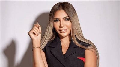 إحالة سارة خليفة و12 متهمًا للمفتي في قضية “المخدرات الكبرى”
