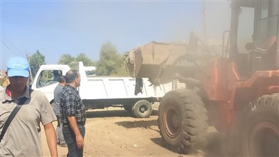 رفع 80 طن قمامة وصيانة الإنارة وتمهيد الطرق بـ