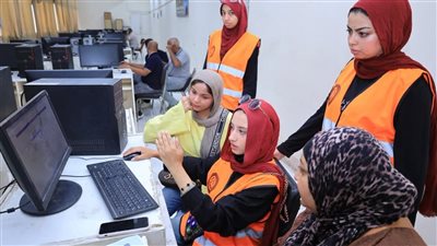 جامعة المنيا تواصل استقبال طلاب المرحلة الأولى بمعامل التنسيق الالكتروني