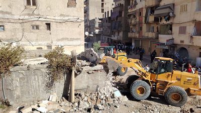 الأجهزة التنفيذية بالإسكندرية تكثف حملاتها لإزالة الإشغالات وتحقيق السيولة المرورية