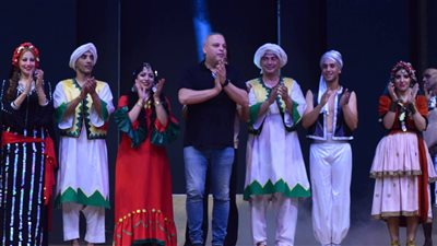 بعد نجاحه  على مسرح البالون .. 