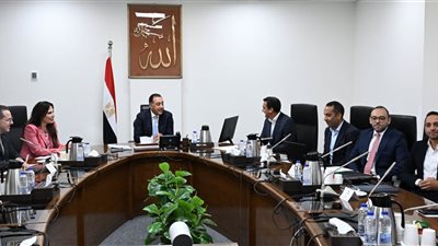 رئيس الوزراء يتابع مستجدات مشروع تنمية وتطوير منطقة علم الروم بالساحل الشمالي